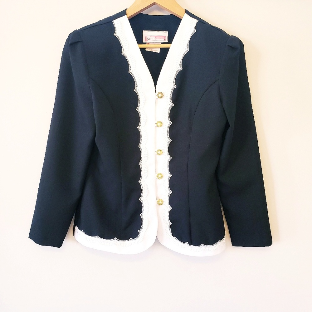 *VINTAGE* FUNCTIONAL Womens skirt suit